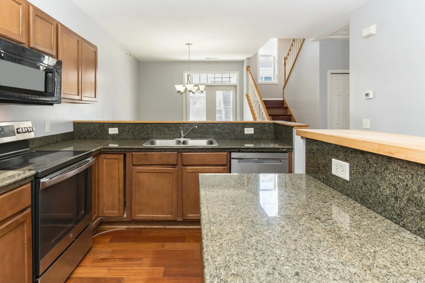 5640 Winnetka Avenue, New Hope, MN 55428