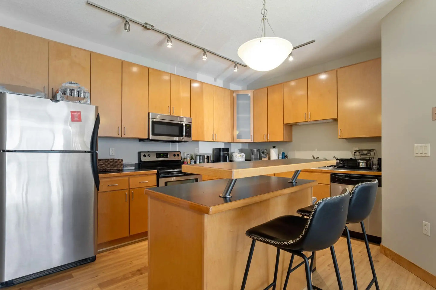 2600 University Avenue, Minneapolis, MN 55414