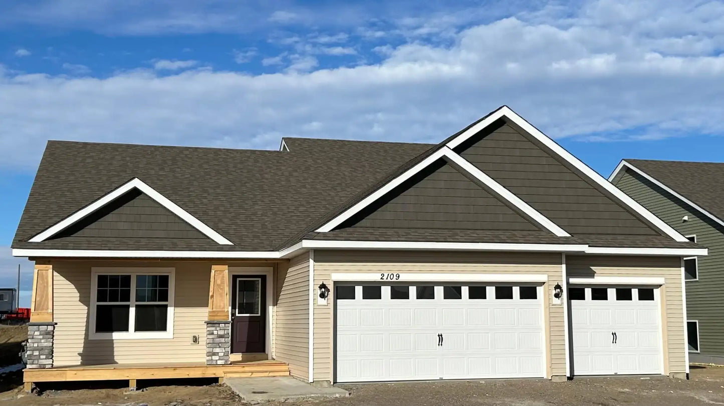 2109 Ardmore Place, Shakopee, MN 55379