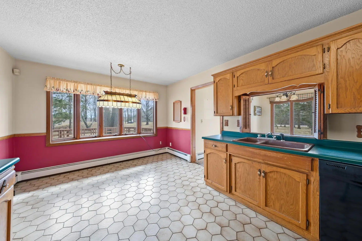 104 Birchview Lane, Hinckley, MN 55037