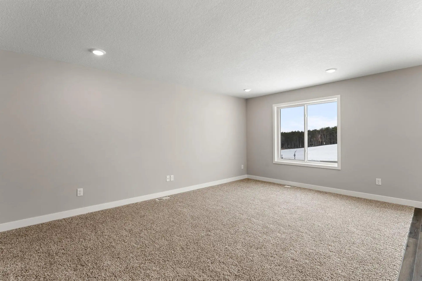 1580 76th Street, Inver Grove Heights, MN 55077