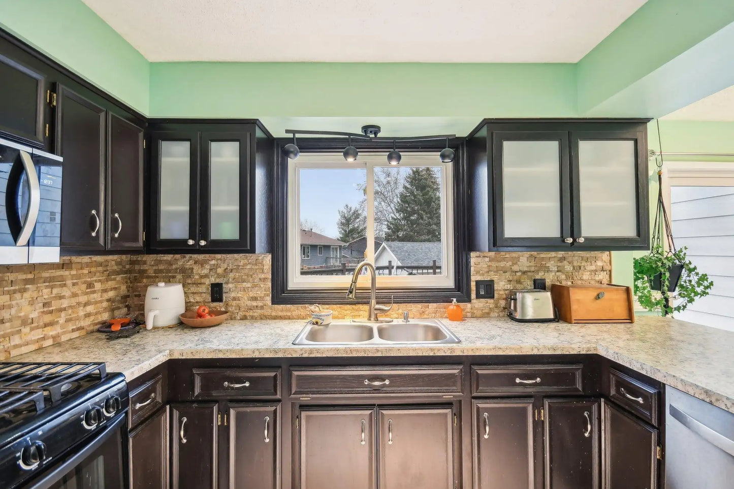 17270 Fireside Lane, Lakeville, MN 55024