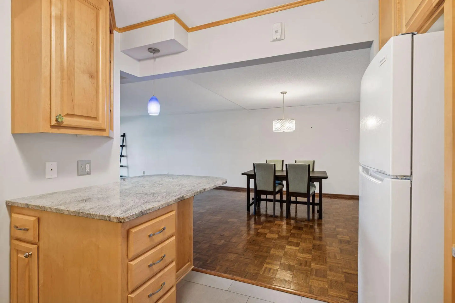 4075 51st Street, Edina, MN 55424
