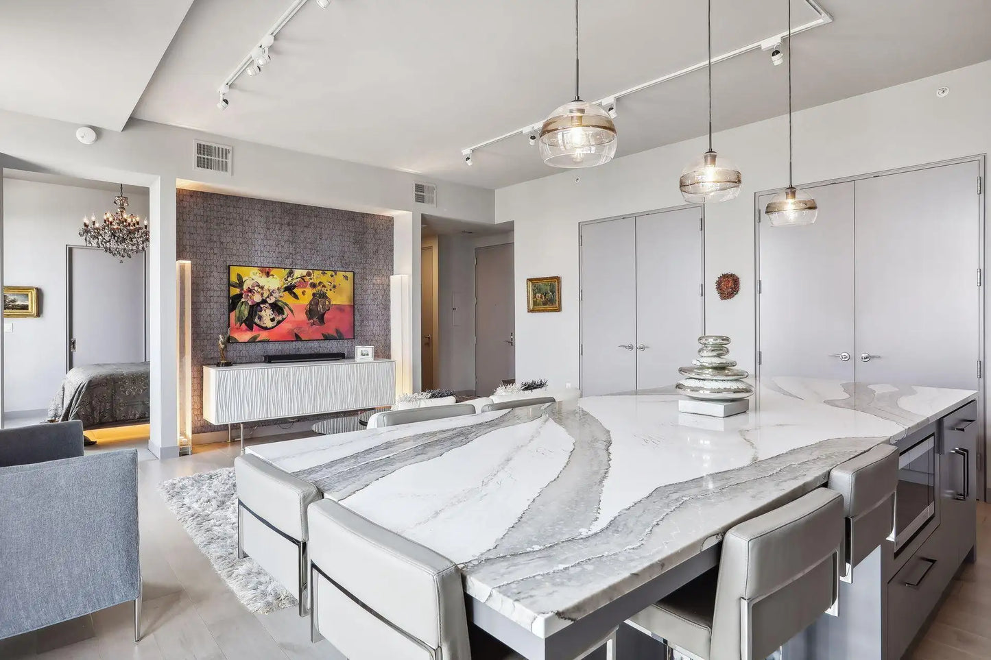 201 11th Street, Minneapolis, MN 55403