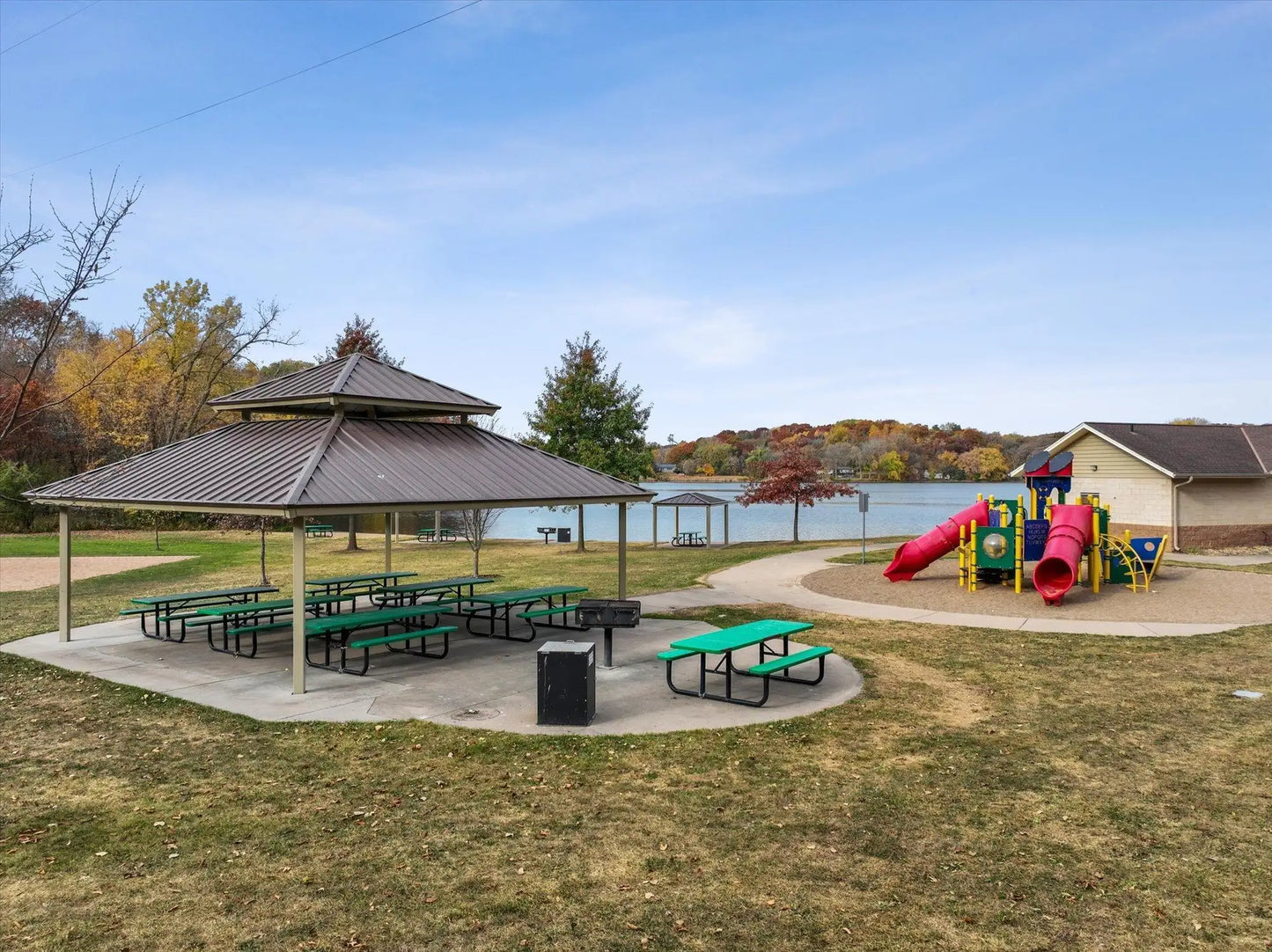10718 Bent Pine Lane, Woodbury, MN 55129