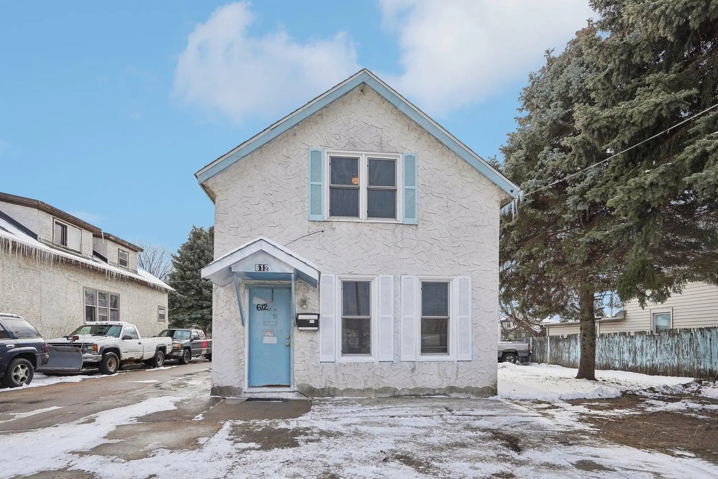 612 Bush Avenue, Saint Paul, MN 55130