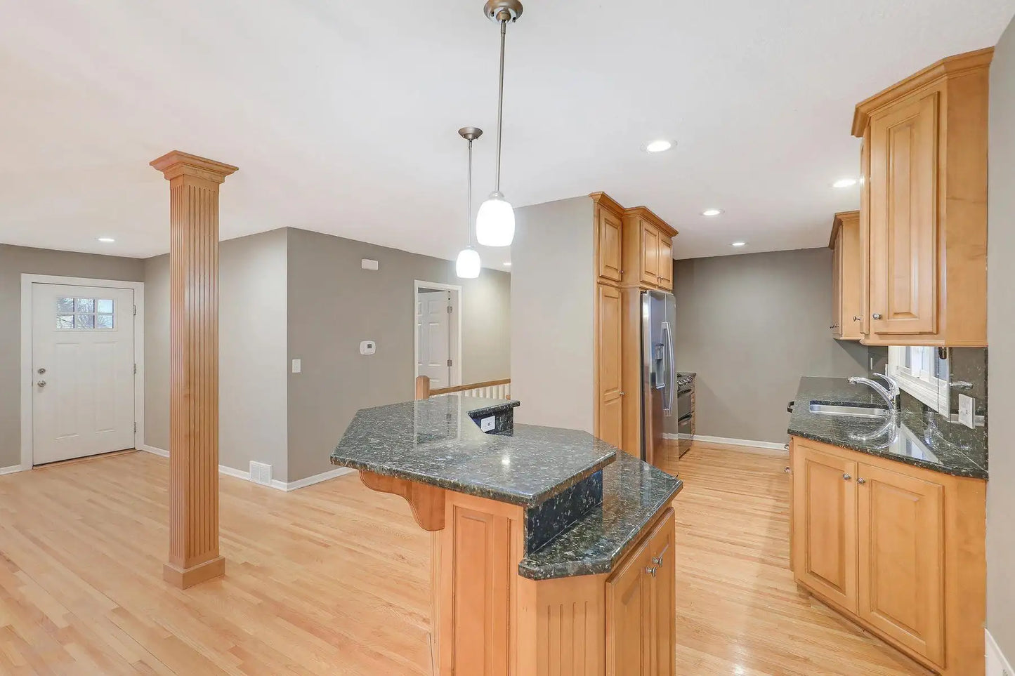 6120 Chowen Avenue, Edina, MN 55410