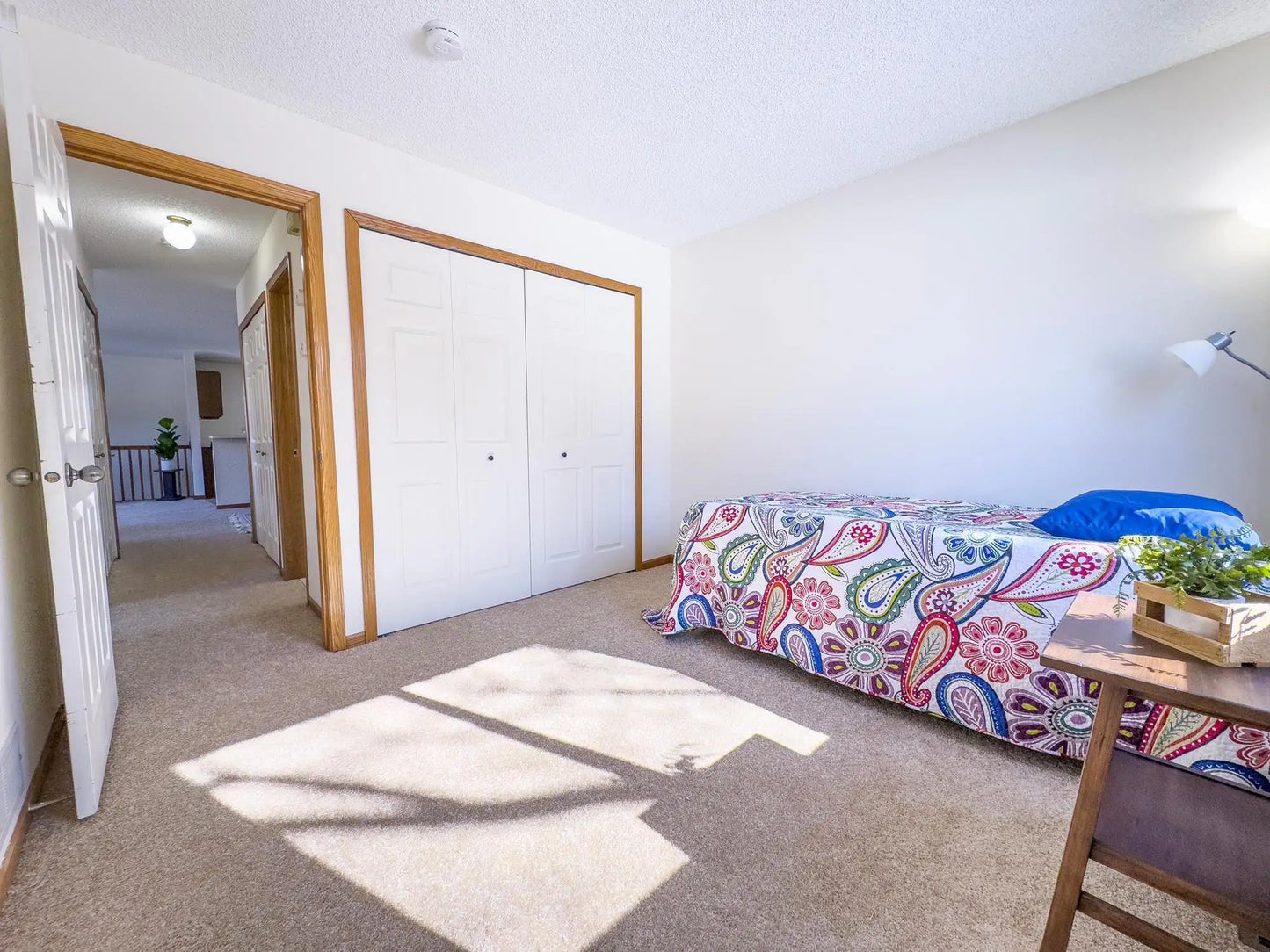 7576 Villa Court, Eden Prairie, MN 55346