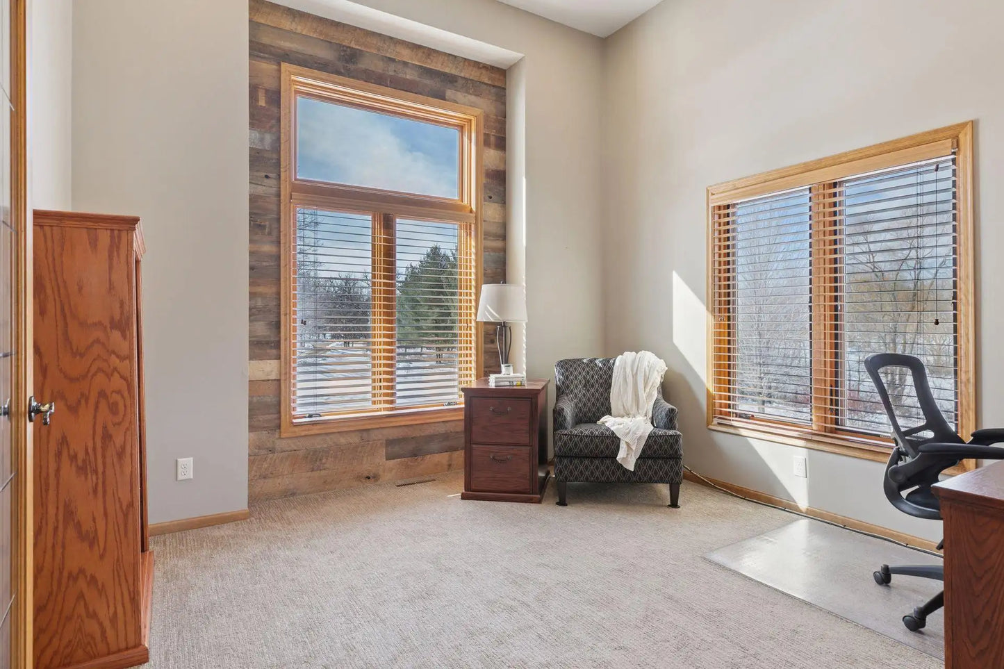 7420 Military Road, Woodbury, MN 55129