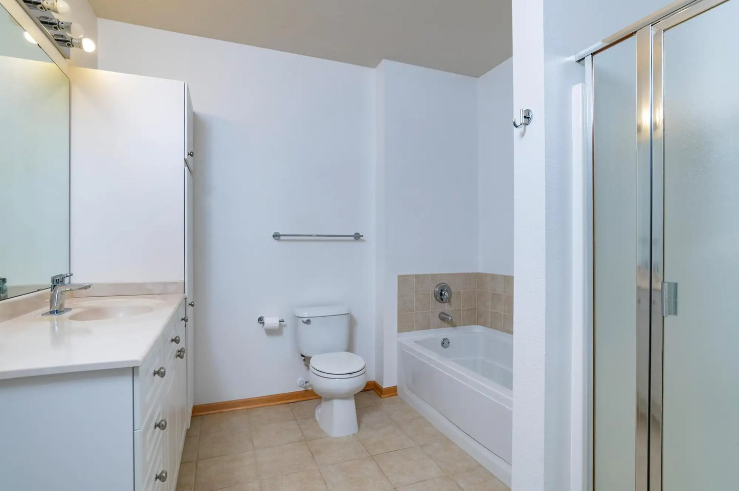 1800 Graham Avenue, Saint Paul, MN 55116