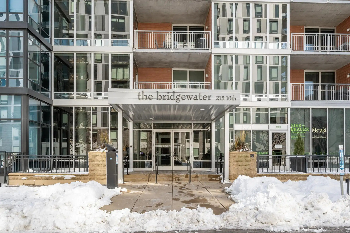 215 10th Avenue, Minneapolis, MN 55415