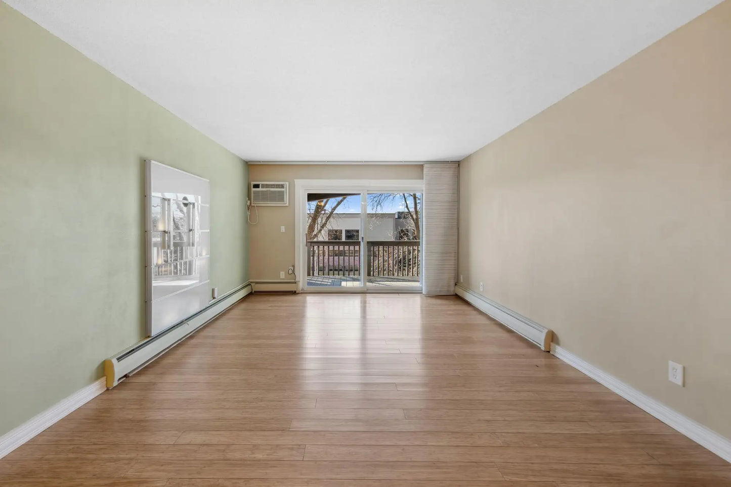2800 Hamline Avenue, Roseville, MN 55113