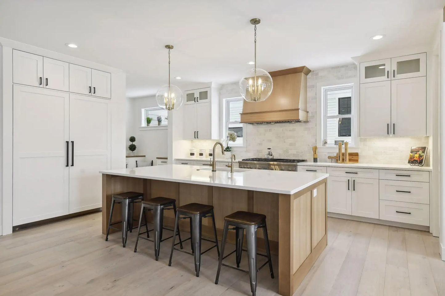 5625 Chowen Avenue, Edina, MN 55410
