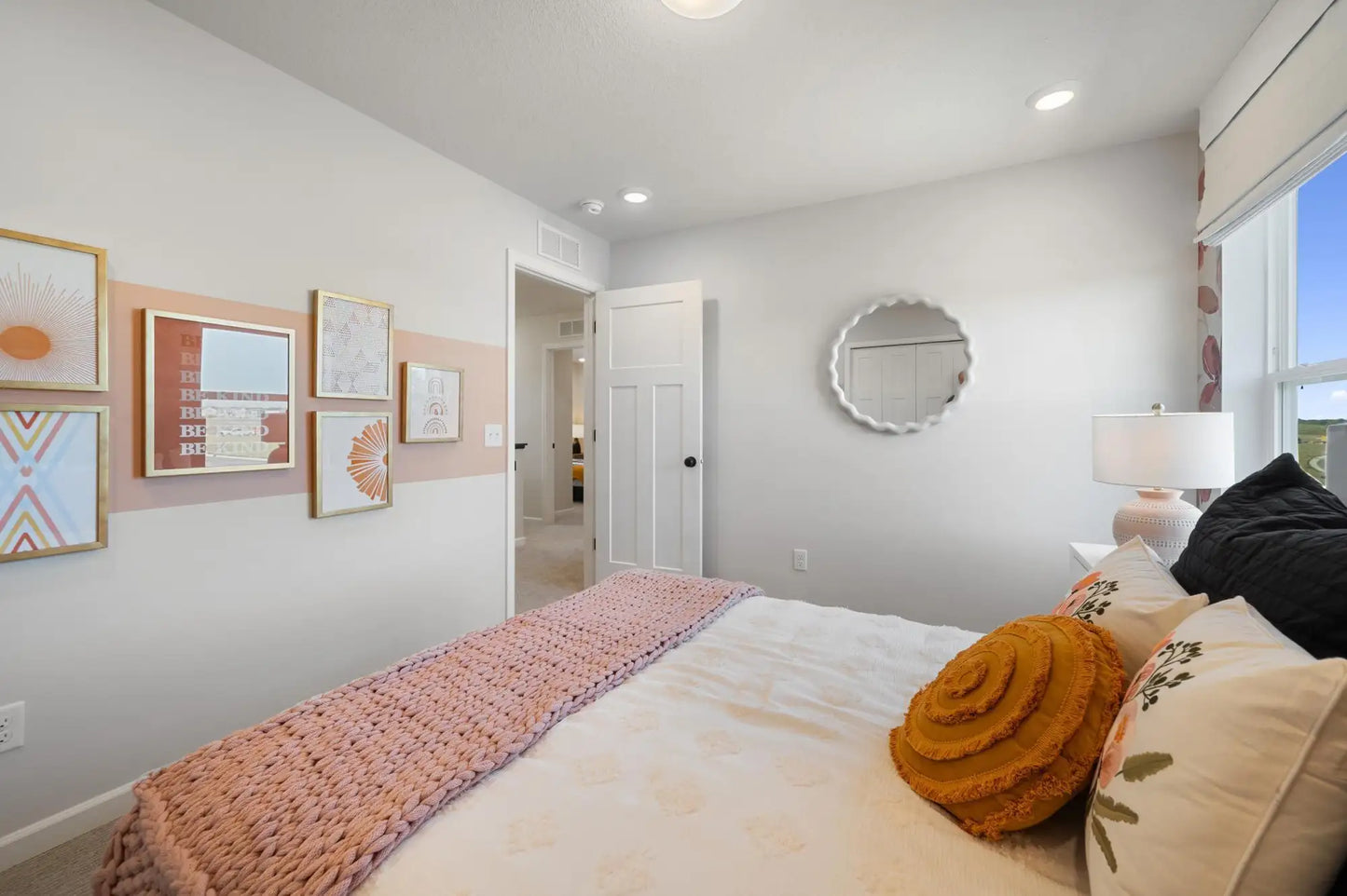 1005 Annagaire Curve, Rosemount, MN 55068