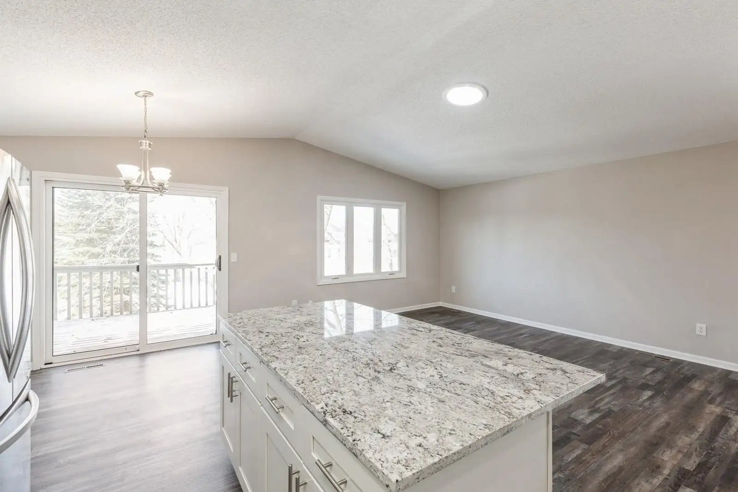 2584 76th Street, Inver Grove Heights, MN 55076