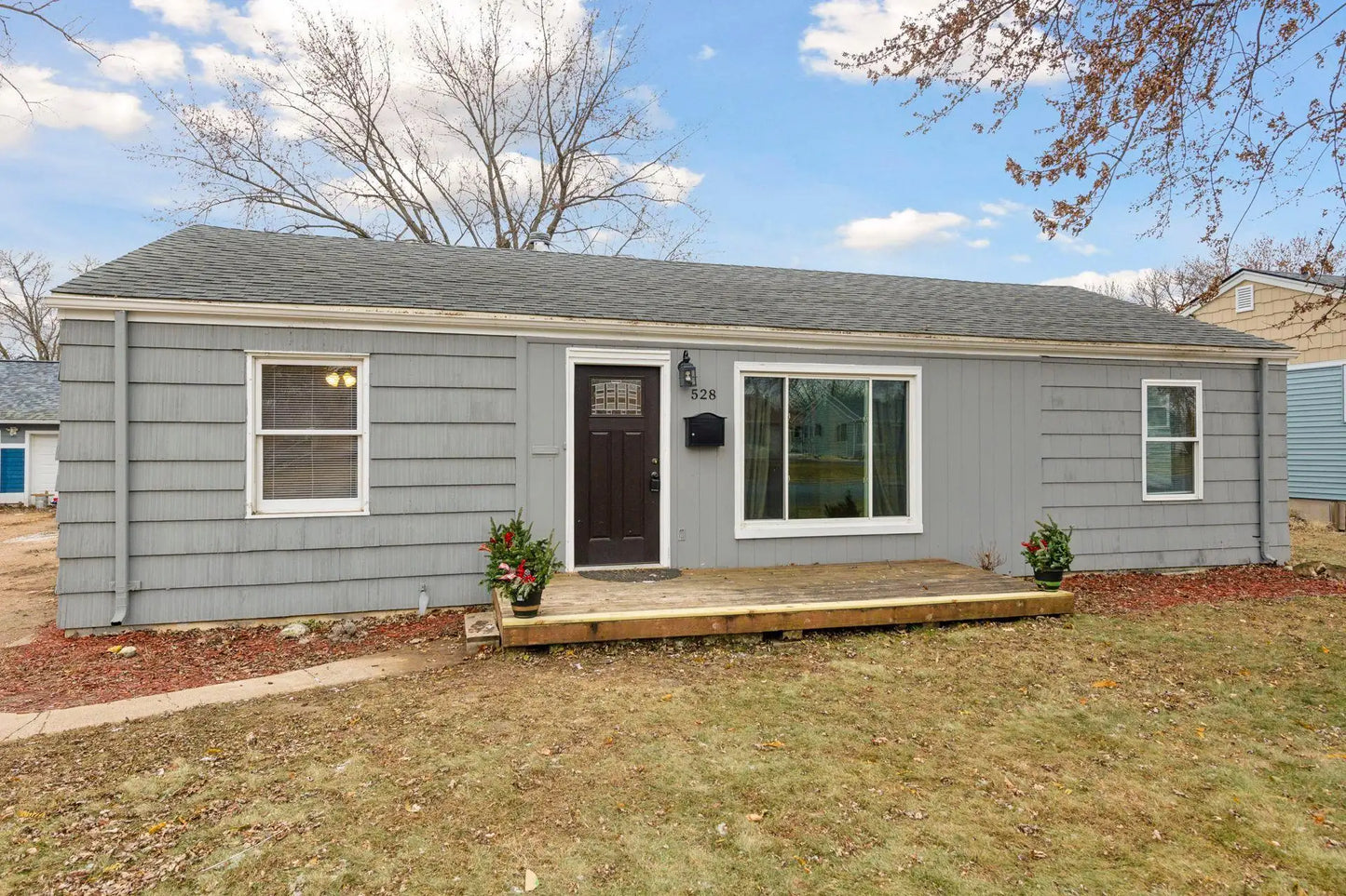 528 Shakopee Avenue, Shakopee, MN 55379