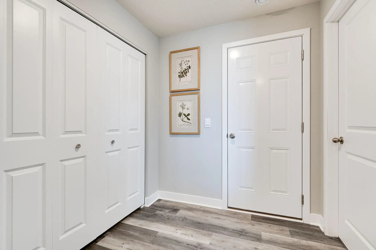 2048 Aquarius Drive, Shakopee, MN 55379