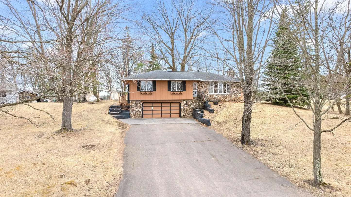 104 Birchview Lane, Hinckley, MN 55037