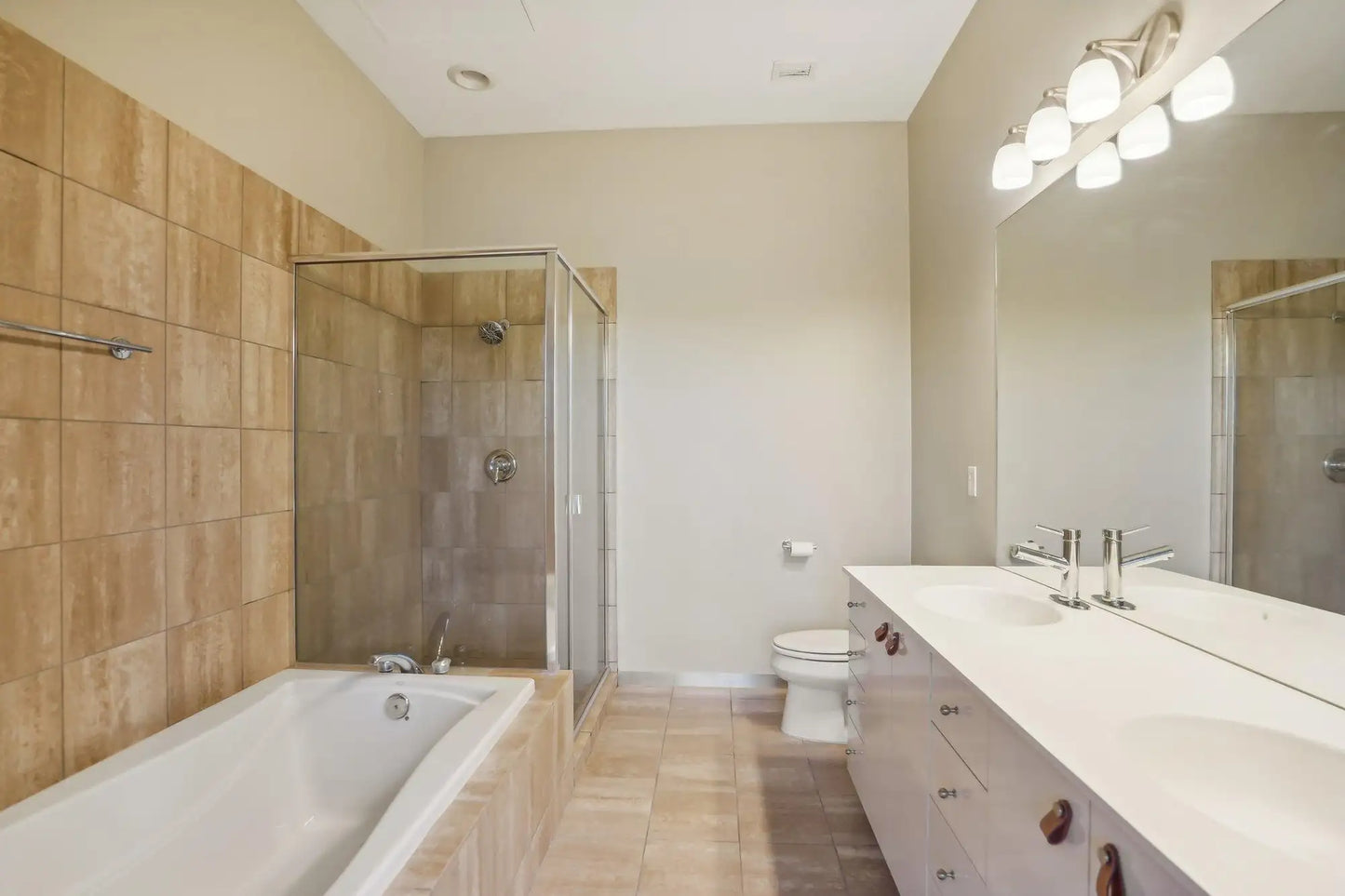 5601 Smetana Drive, Minnetonka, MN 55343