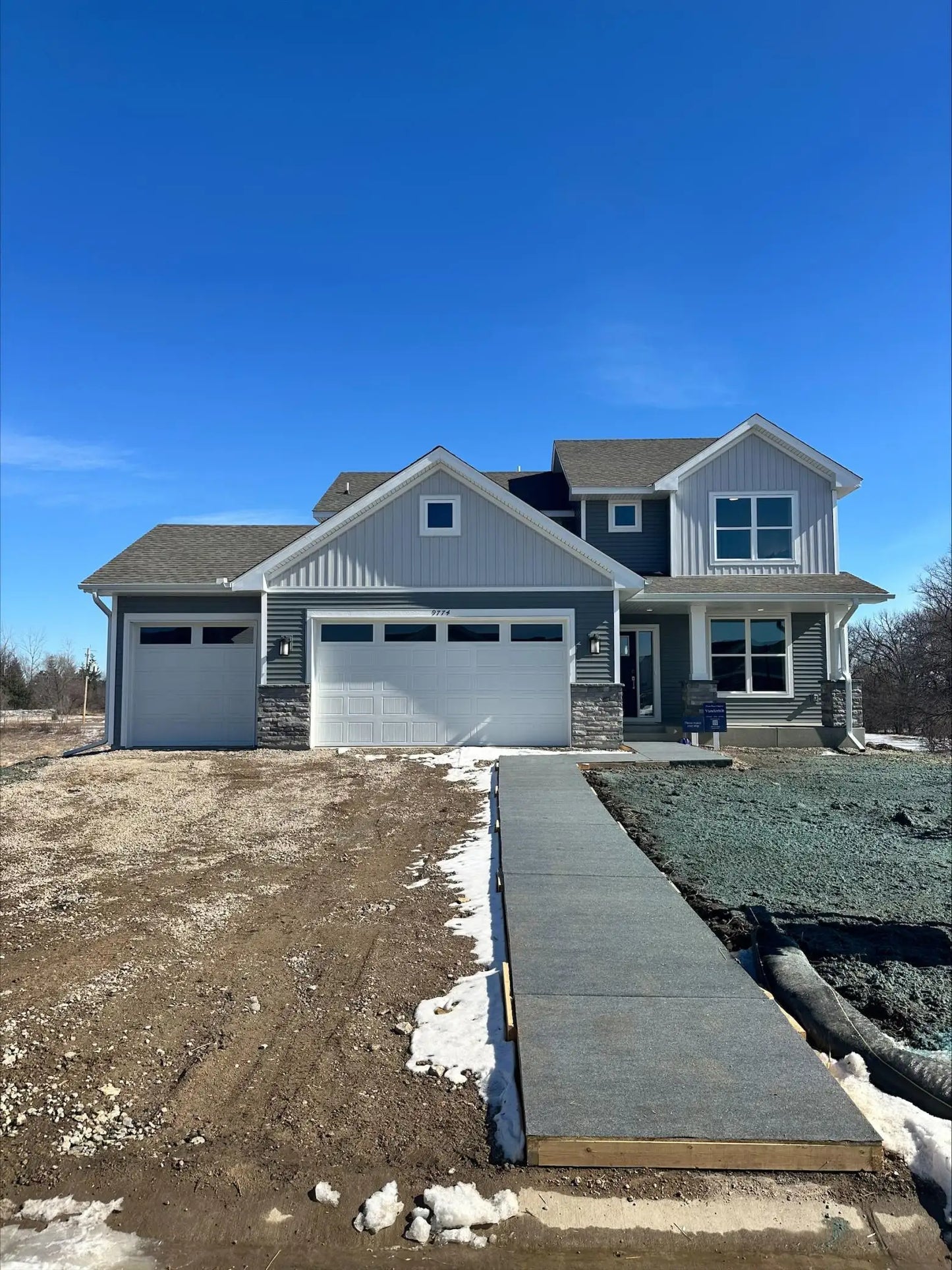 9774 Jasmine Avenue, Hanover, MN 55341