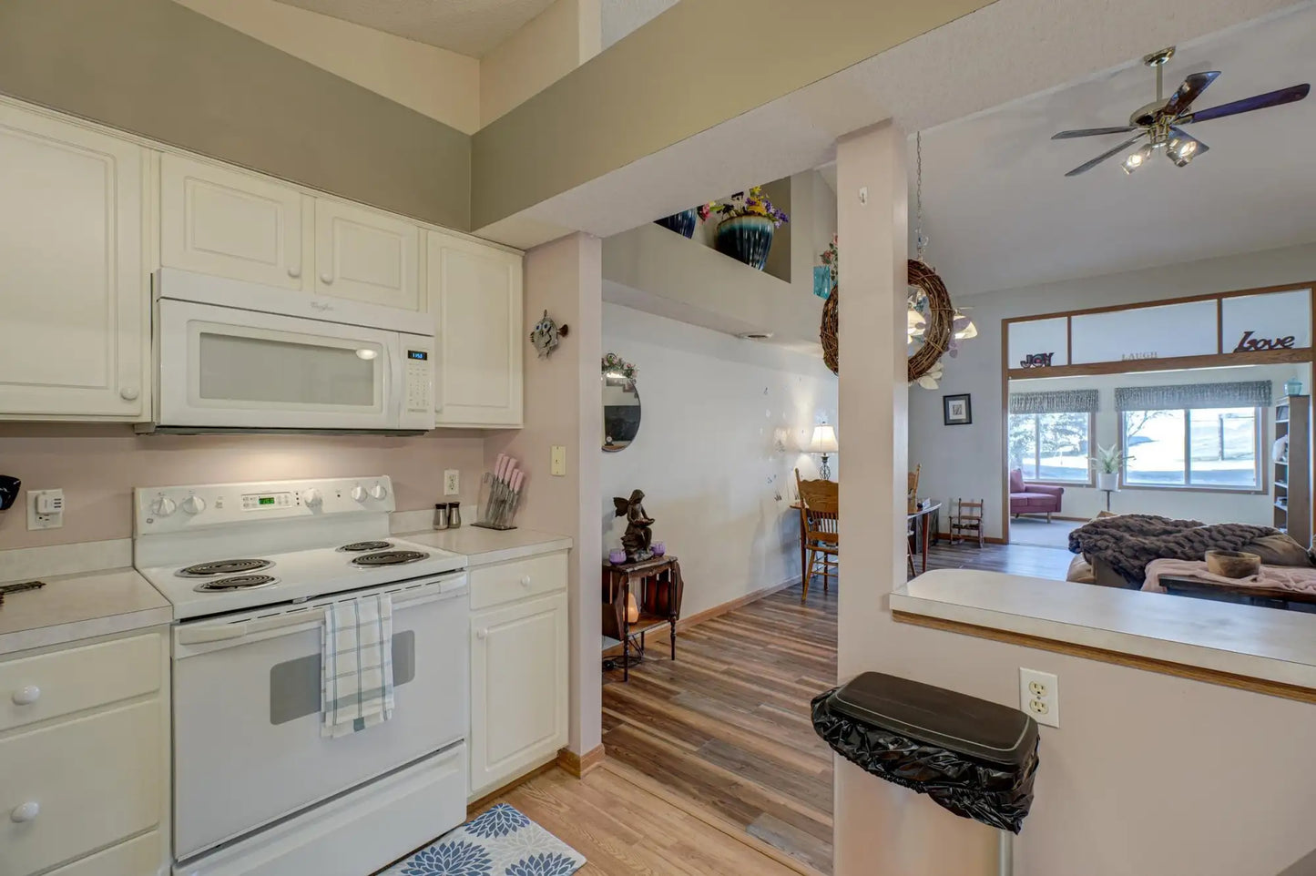 1818 Stone Meadow Boulevard, Shakopee, MN 55379