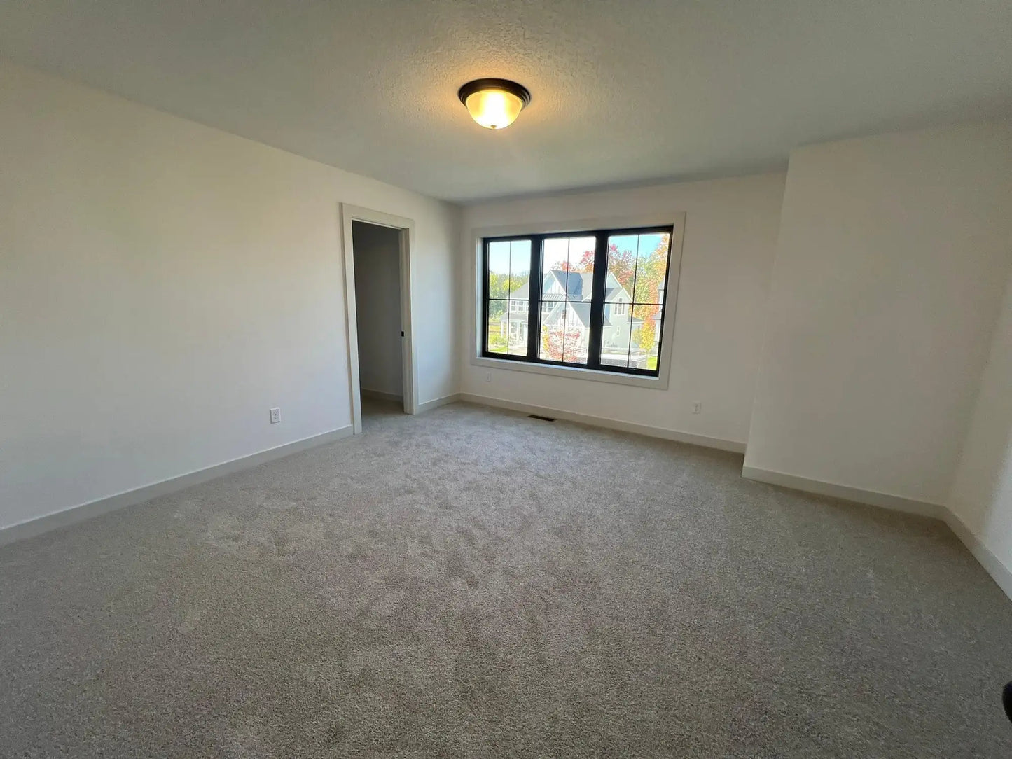 11088 Kingsview Lane, Dayton, MN 55369