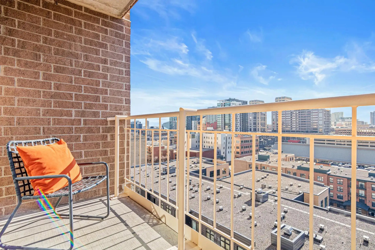 401 1st Street, Minneapolis, MN 55401