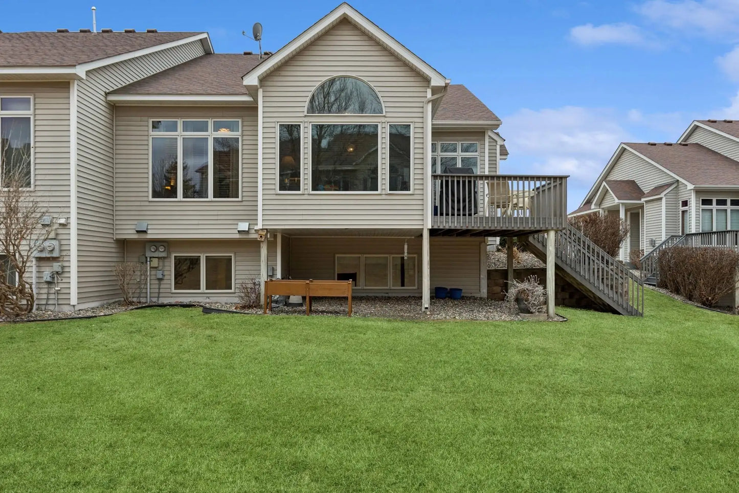 14331 Peninsula Point Drive, Savage, MN 55378