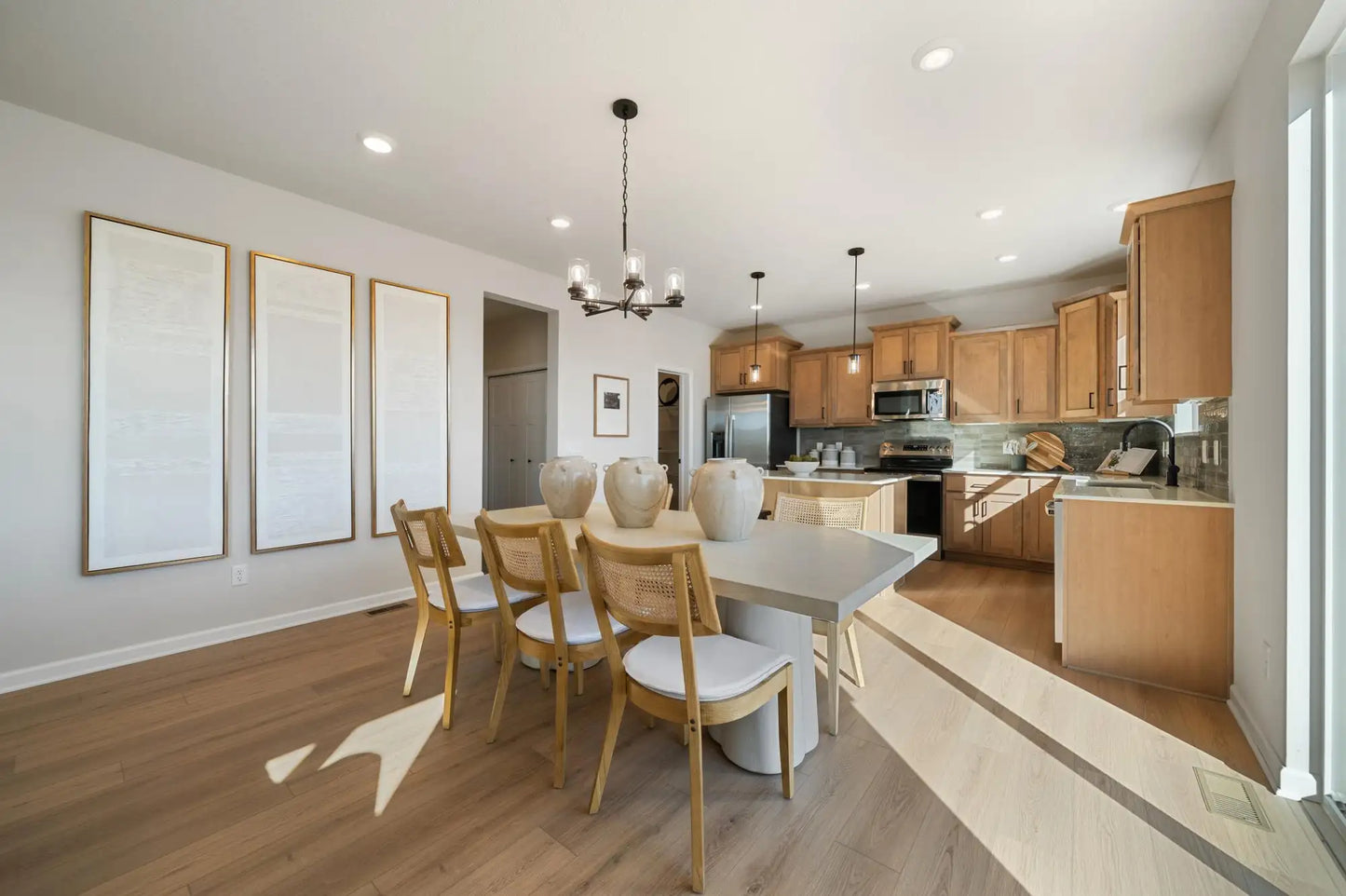 1005 Annagaire Curve, Rosemount, MN 55068
