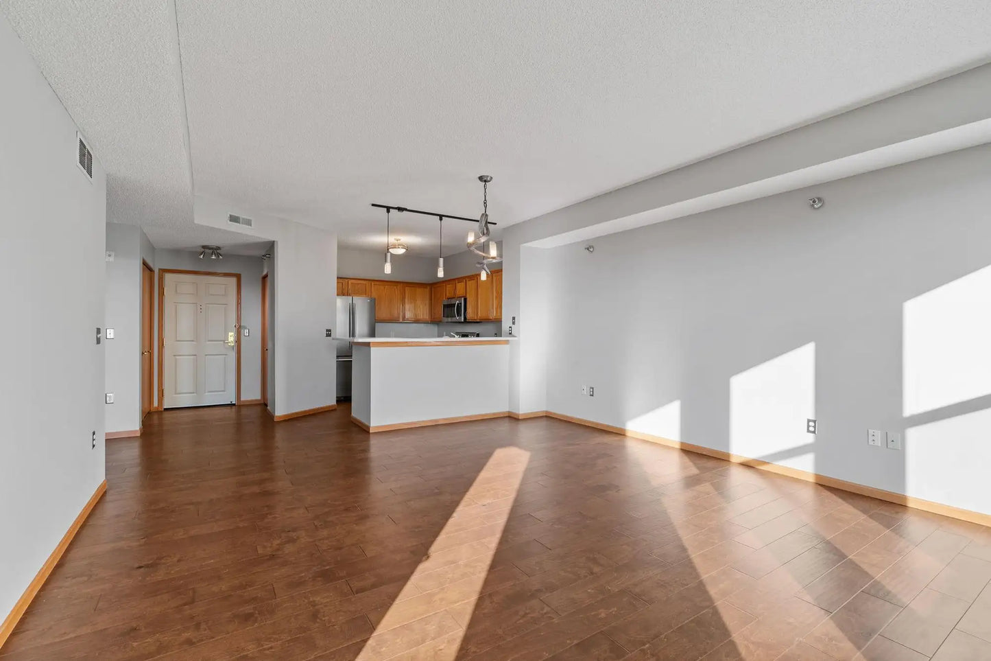 615 1st Street, Minneapolis, MN 55401