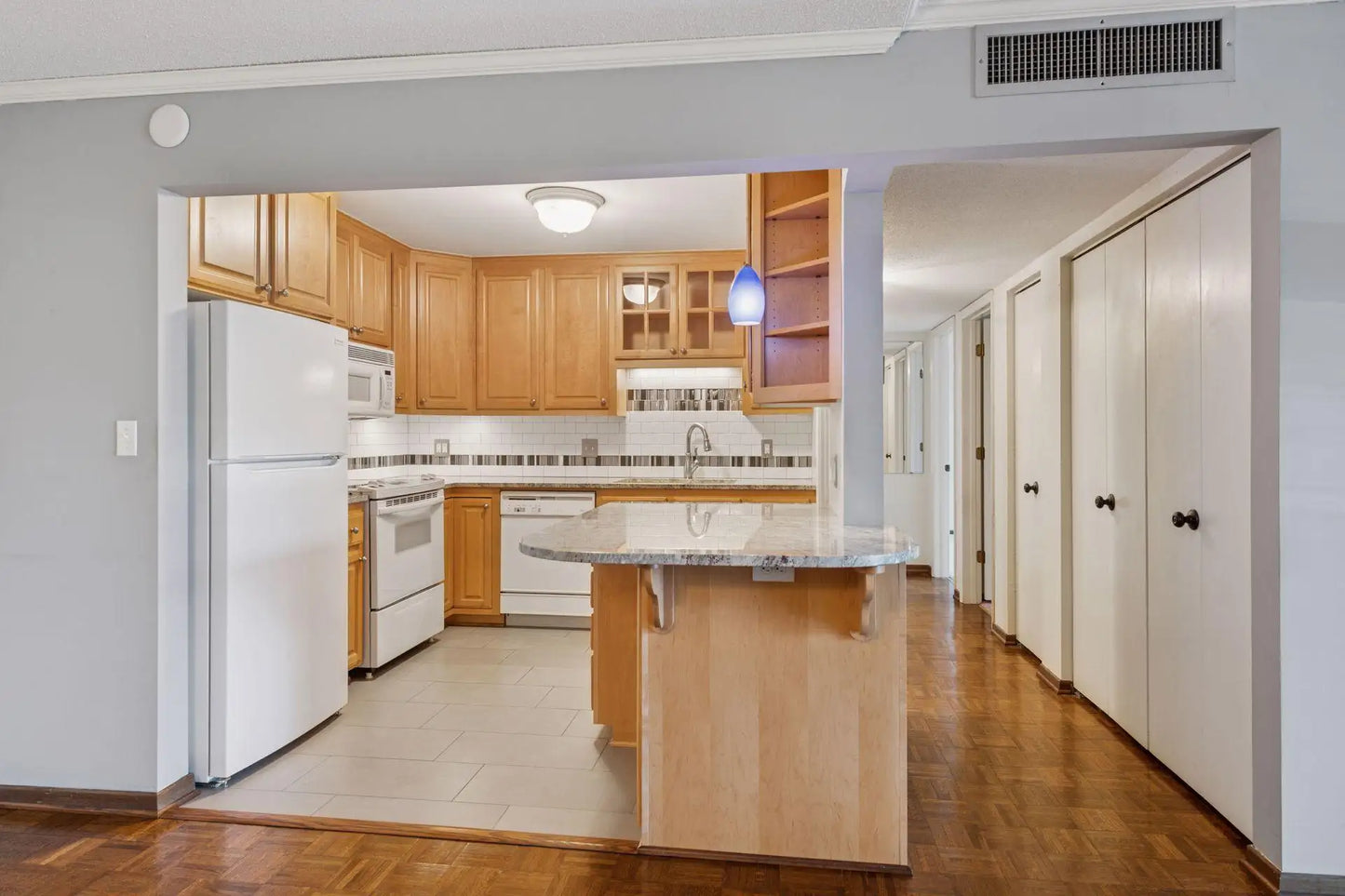 4075 51st Street, Edina, MN 55424