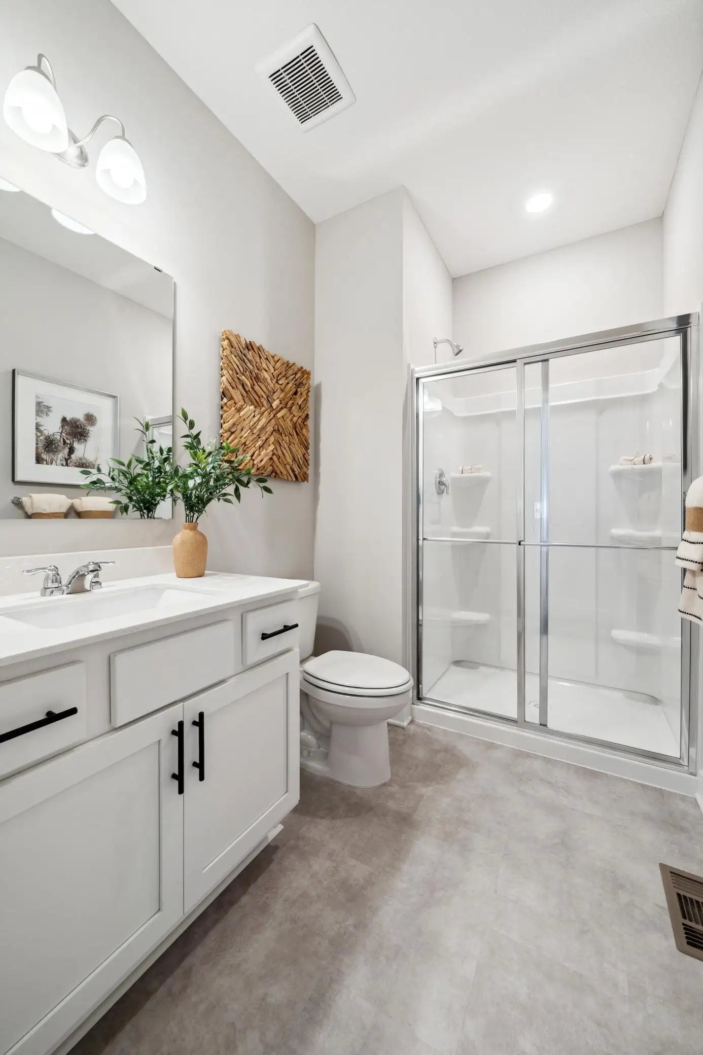 10711 Bent Pine Circle, Woodbury, MN 55129