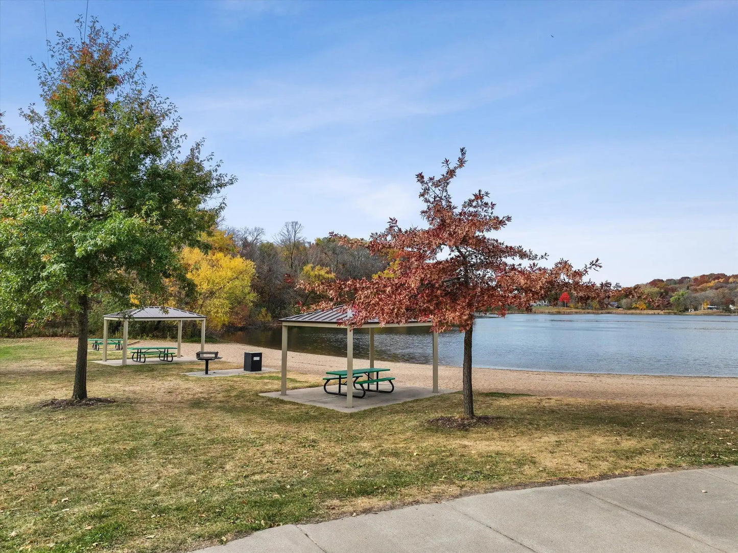 10718 Bent Pine Lane, Woodbury, MN 55129