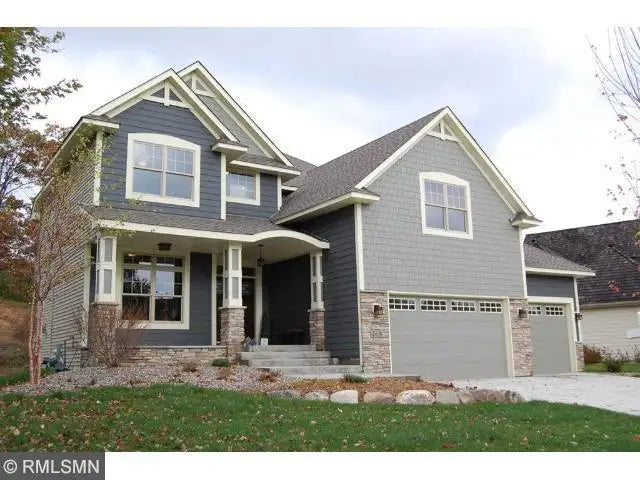 2044 Eldridge Street W , Roseville, MN 55113