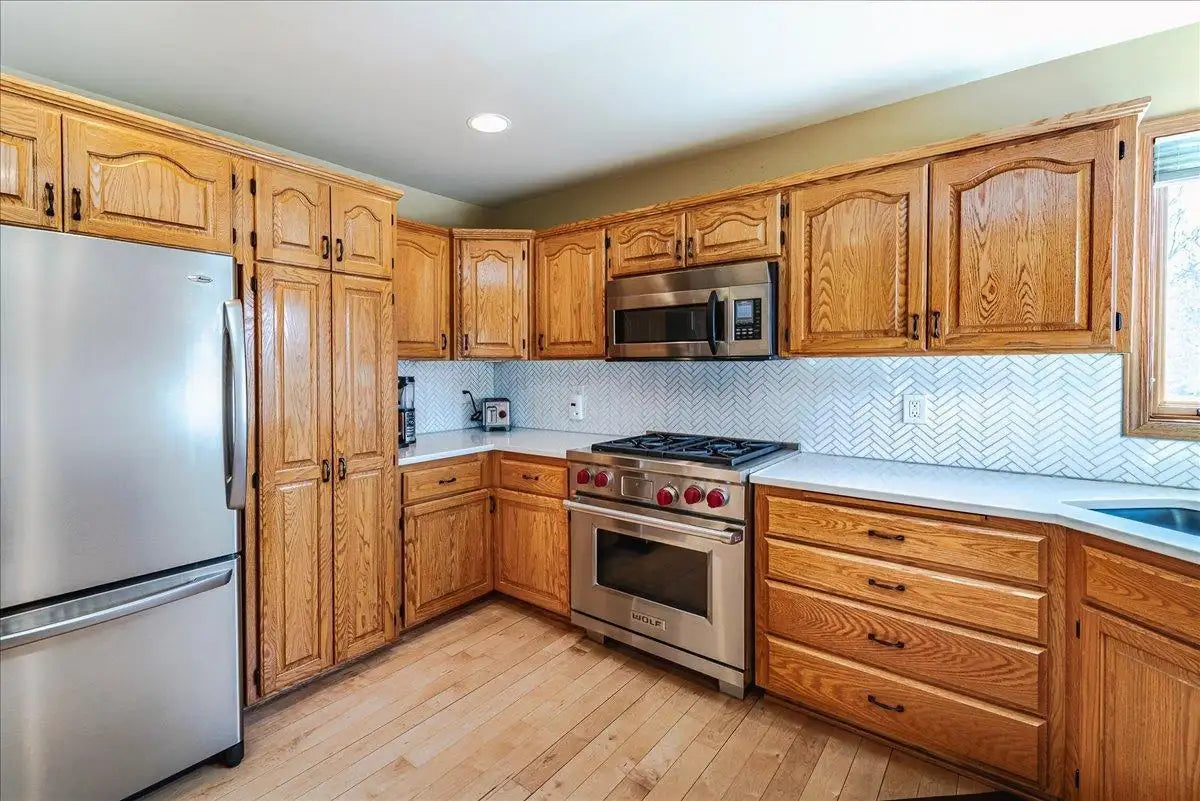 1084 Stein Drive, Waconia, MN 55387