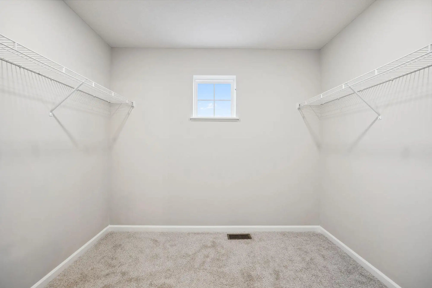 1061 Annagaire Curve, Rosemount, MN 55068