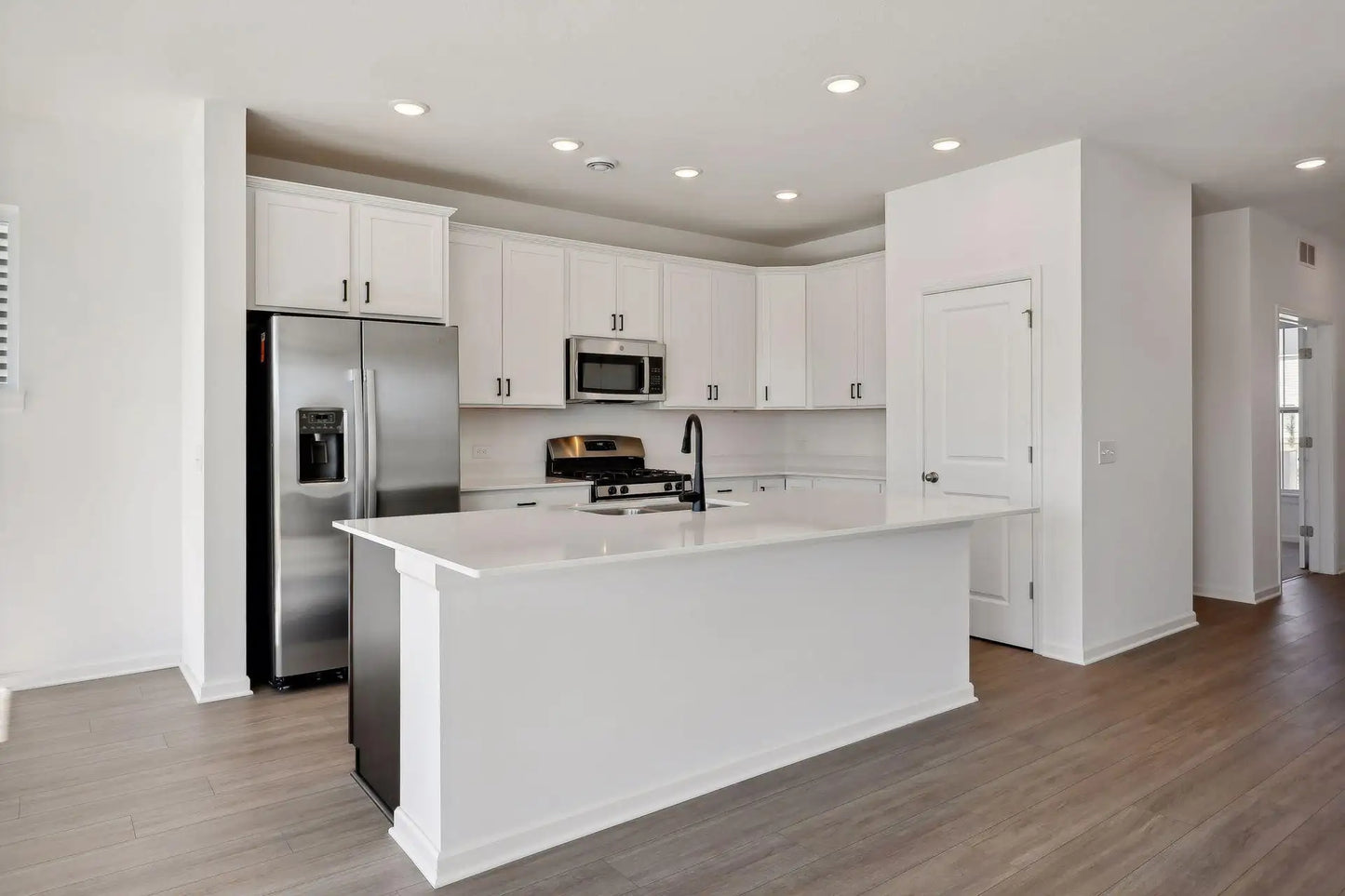 15052 Ardgillan Road, Rosemount, MN 55068