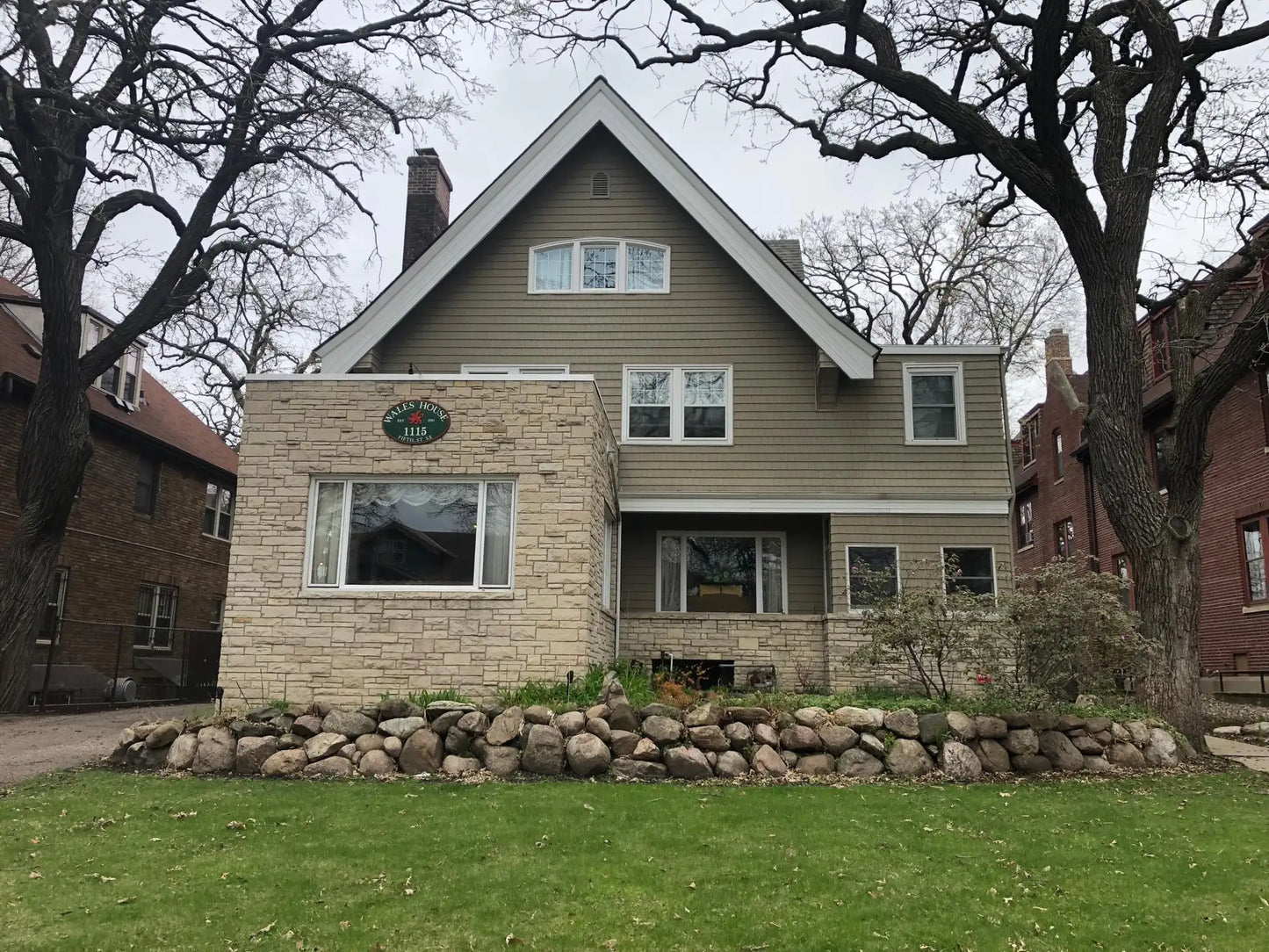 1115 5th Street, Minneapolis, MN 55414