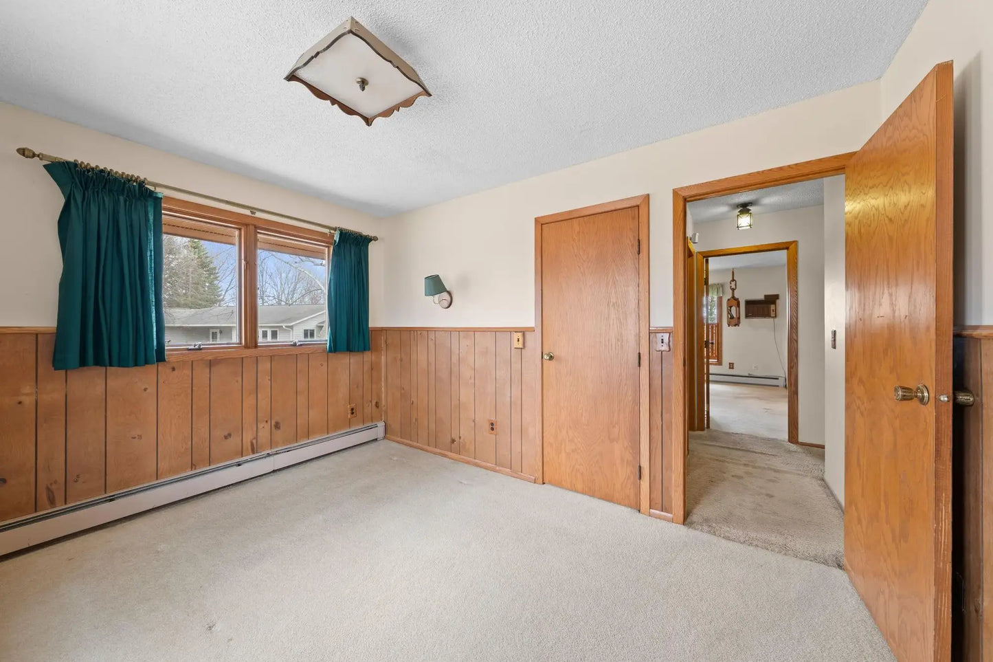 104 Birchview Lane, Hinckley, MN 55037