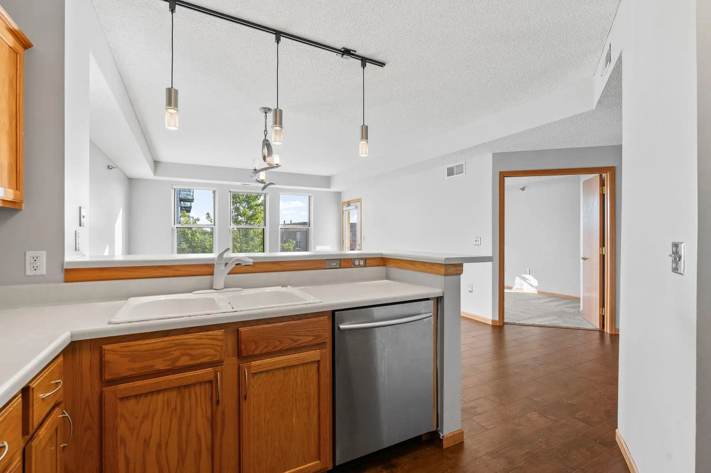 615 1st Street, Minneapolis, MN 55401