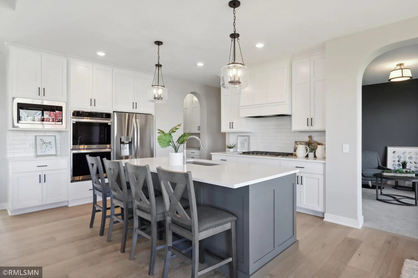 5062 Airlake Draw , Woodbury, MN 55129