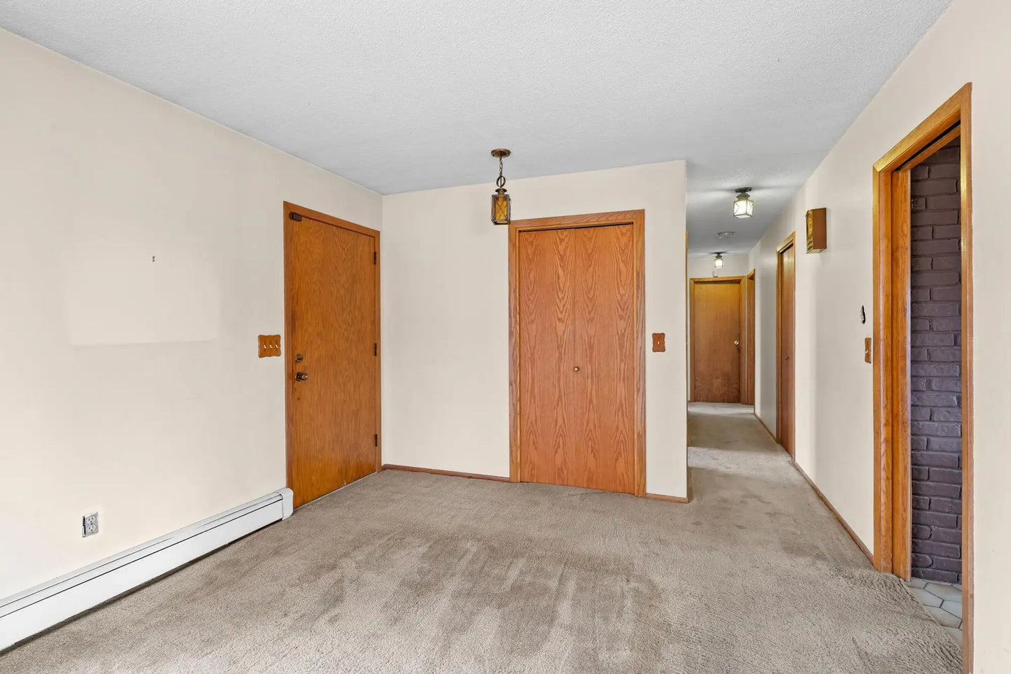 104 Birchview Lane, Hinckley, MN 55037