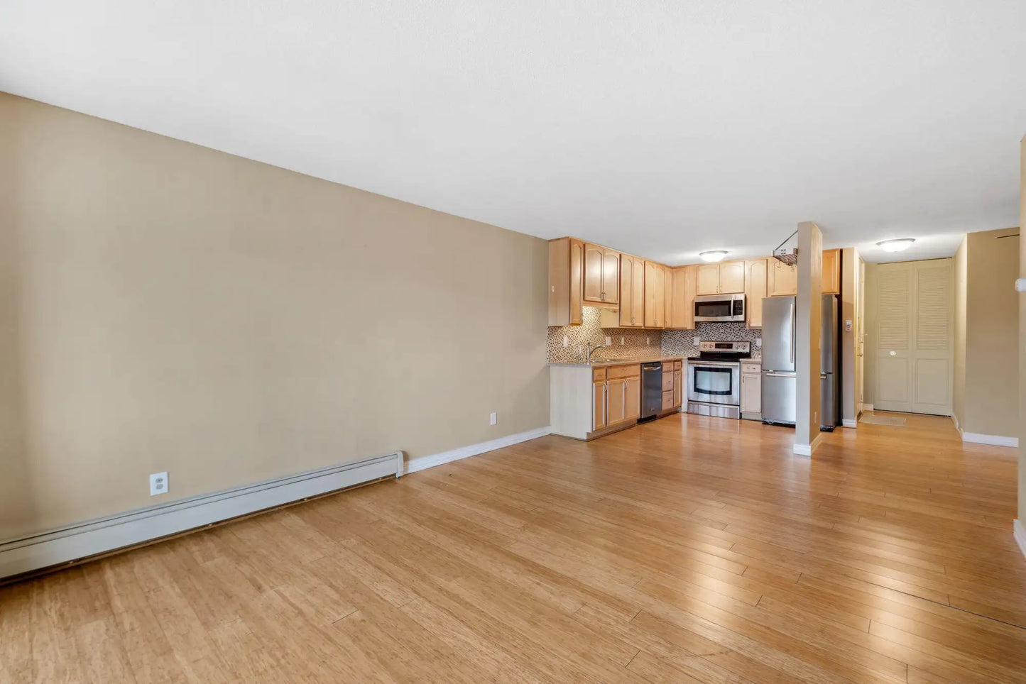 2800 Hamline Avenue, Roseville, MN 55113
