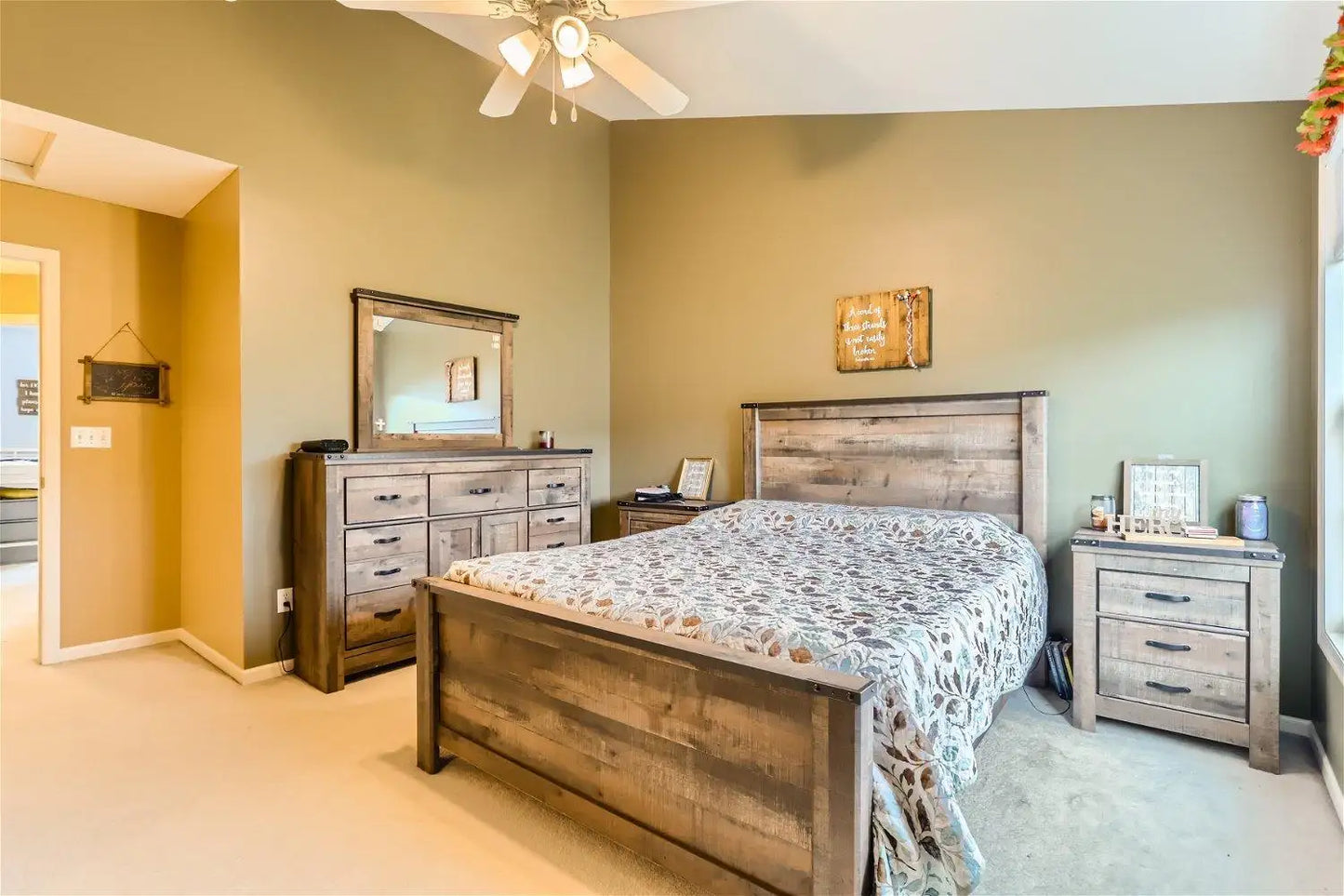 15720 Fox Circle, Apple Valley, MN 55124