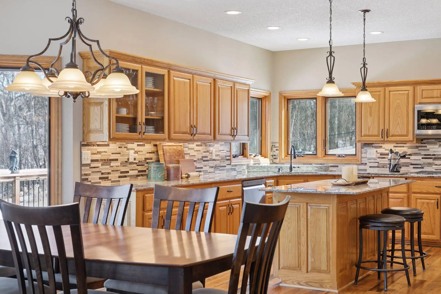 7420 Military Road, Woodbury, MN 55129