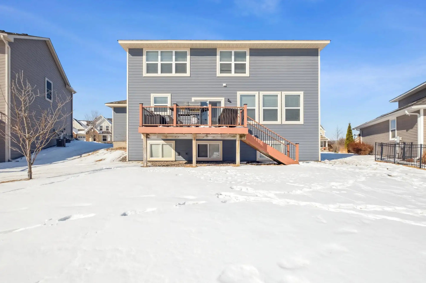 3400 Ridgestone Way, Woodbury, MN 55129