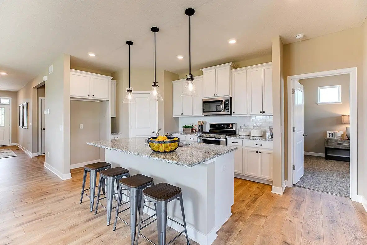 2483 Marsh View Court, Shakopee, MN 55379