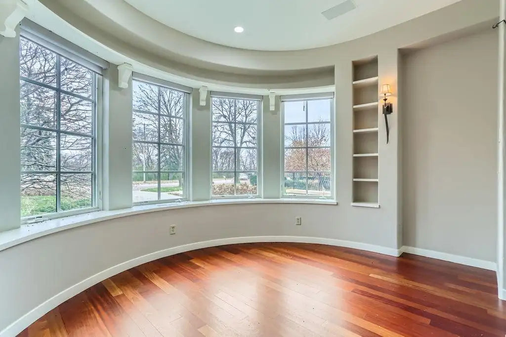 1600 Kenwood Parkway, Minneapolis, MN 55405