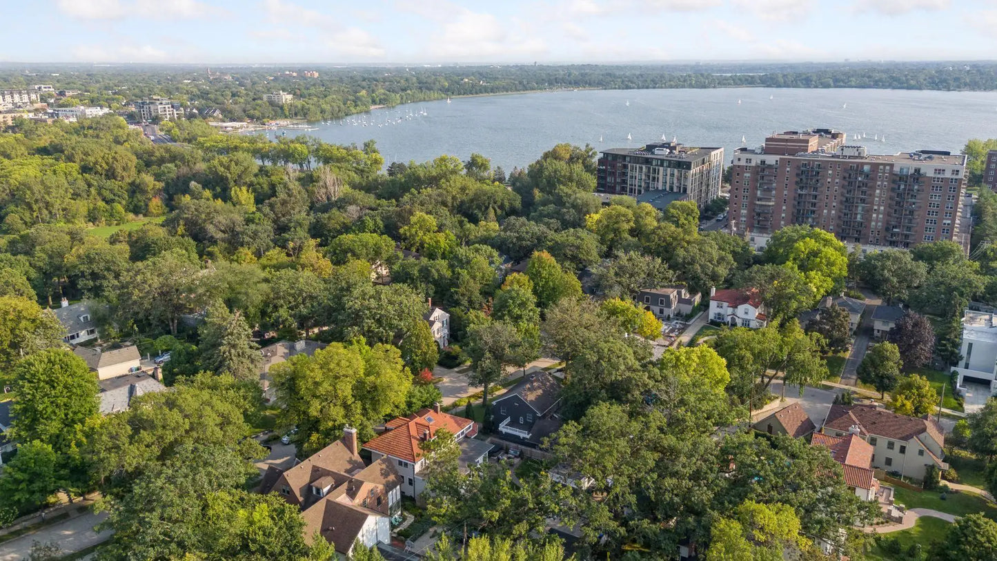 2760 Thomas Avenue, Minneapolis, MN 55416