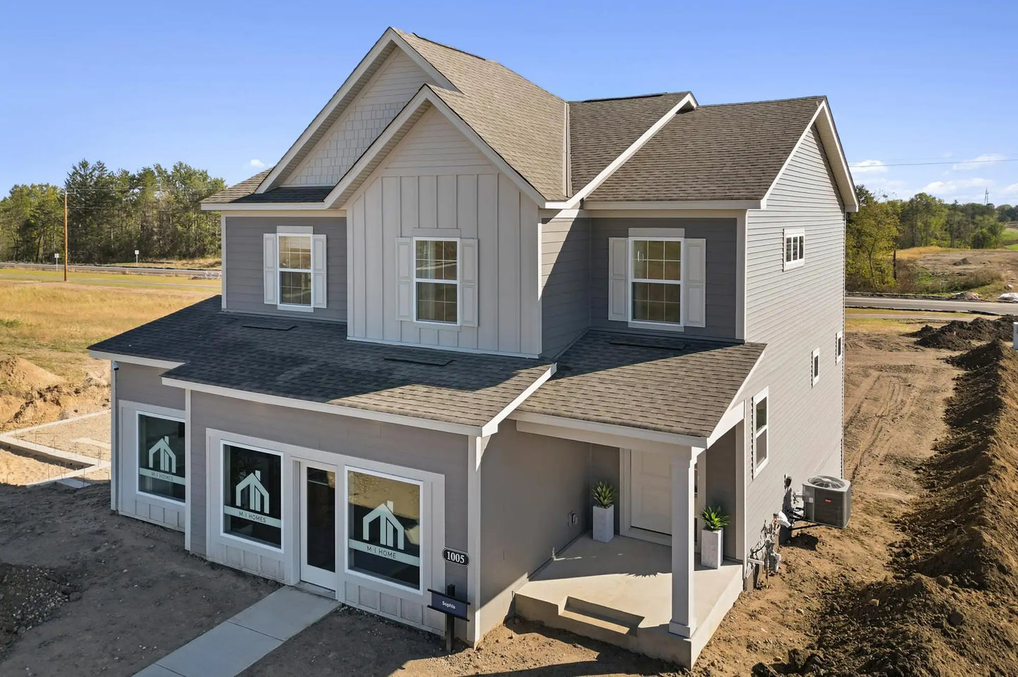 1005 Annagaire Curve, Rosemount, MN 55068